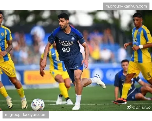 伊朗双子星塔雷米阿兹蒙威震欧洲 波斯铁骑锋线组合堪称亚洲最强